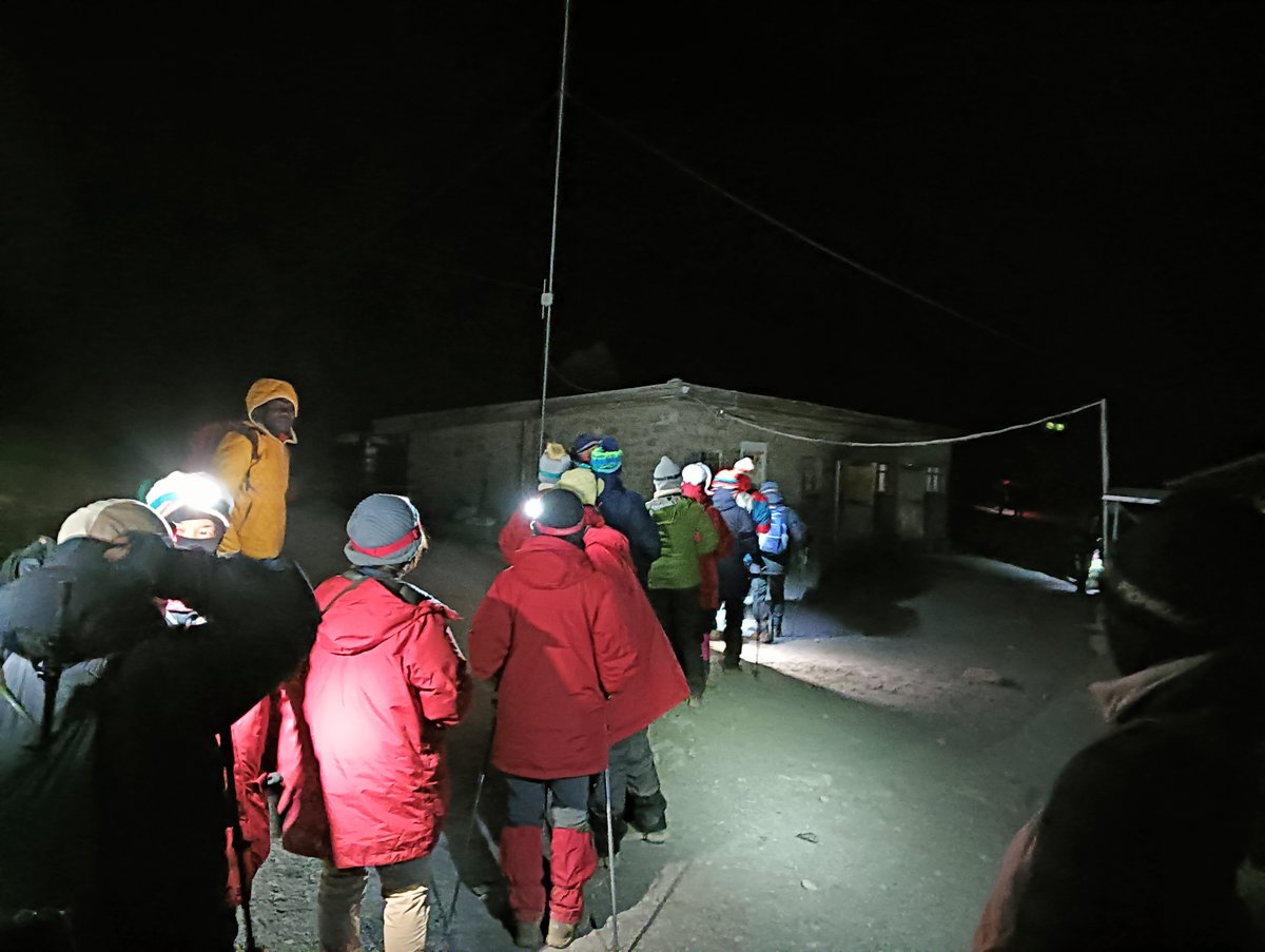 Day 6 深夜出発 — 真夜中、ヘッドランプが闇を切る
